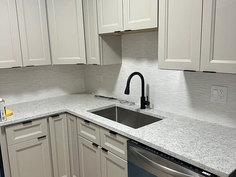 5306 N Cumberland Ave #212 — Photo 2