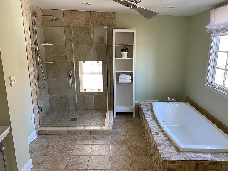 1225 Waverly Walk — Photo 6