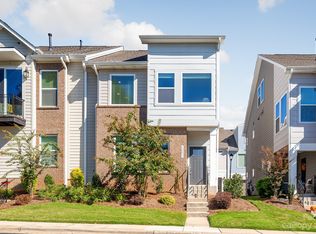 1507 Hidden Falls Rd, Charlotte, NC 28206