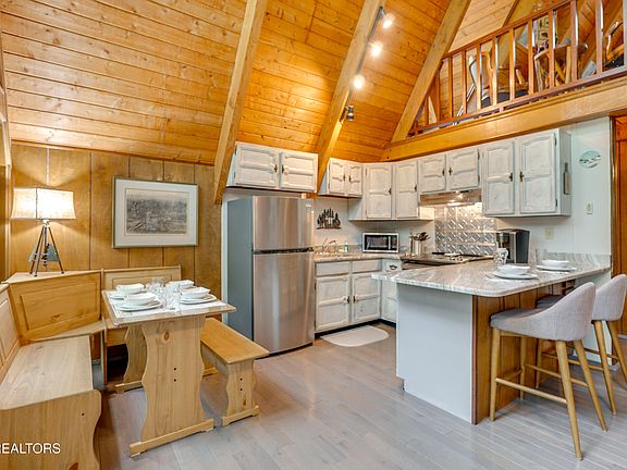 5th image of 110 Buffalo Springs Way