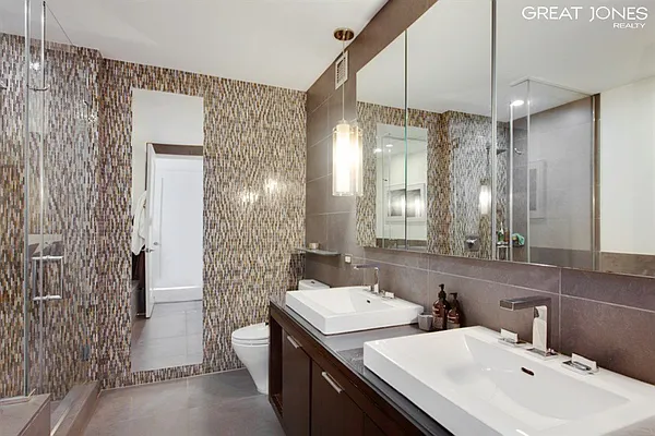 Rented by Great Jones Realty | media 28