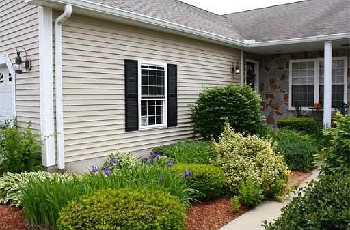 1st image of 15 Woodman Way