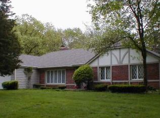 1805 Allen Ln, St Charles, IL 60174