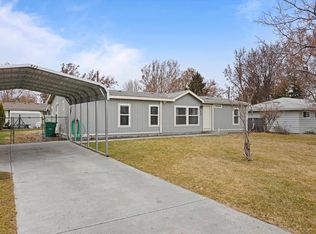 623 N Quillan St, Kennewick, WA 99336