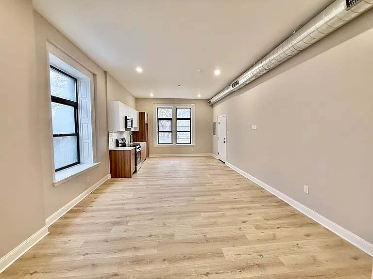 1032 N 48th St #D-1A — Photo 5