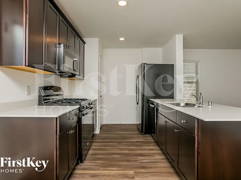 1614 River Crossing Dr — Photo 6