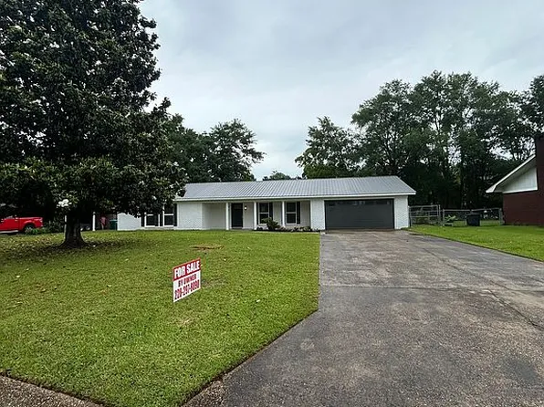15460 Parkwood Dr N, Gulfport, MS 39503