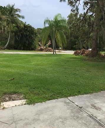 2nd image of 3676 Tangerine Dr