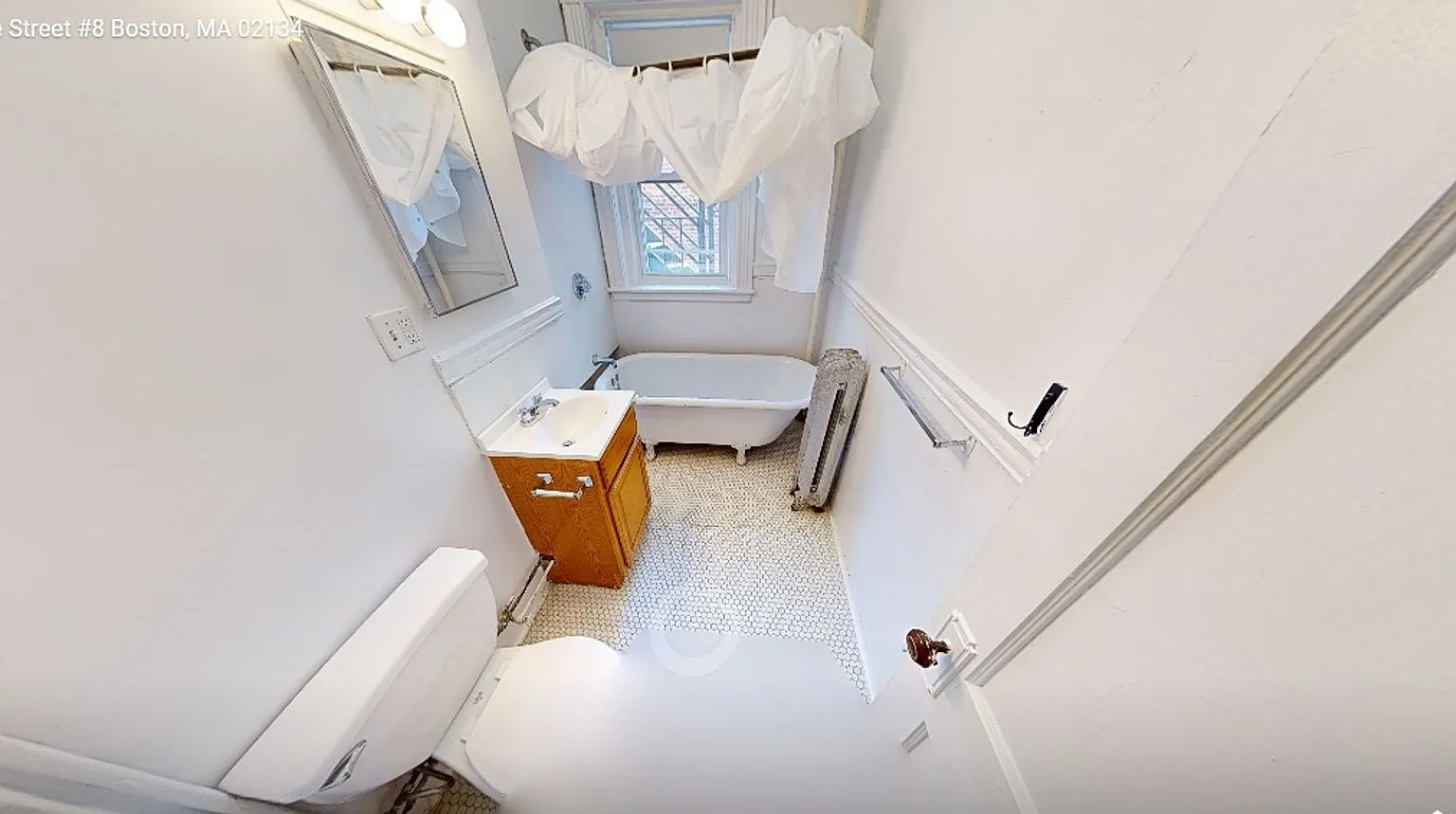 Great Studio for 9/1 Close to the Green Line — Photo 2