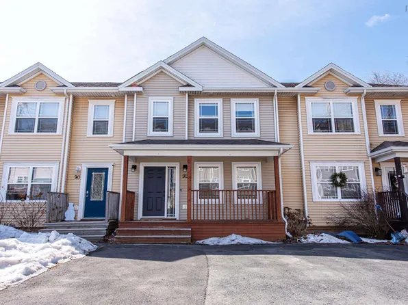 92 Nadia Dr, Dartmouth, NS B3A 0A6