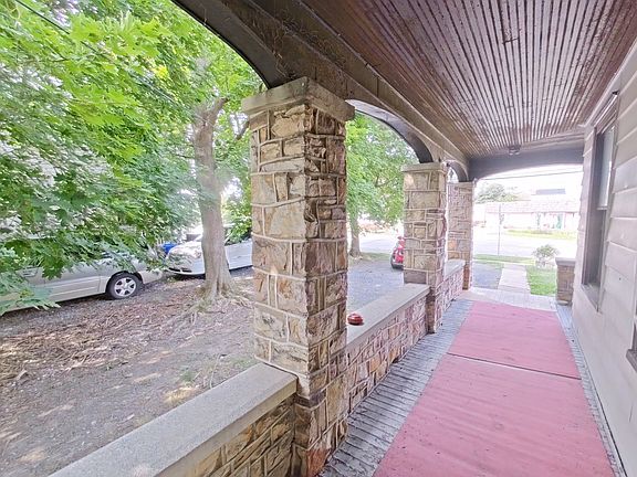 2nd image of 144 Altoona Ave APT 3