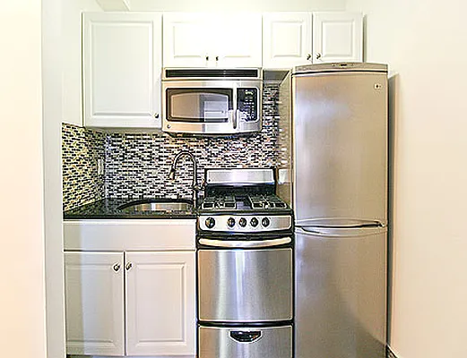 Rented by SW Queens Mezzanine | media 16