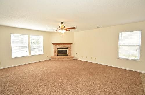 4th image of 9251 Amberleigh Dr
