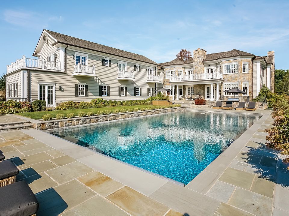 1 Sarosca Farm Lane
