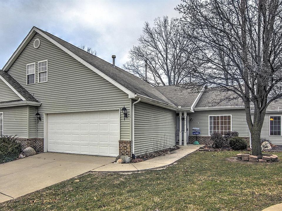 1st image of 2912 Lakepointe Dr