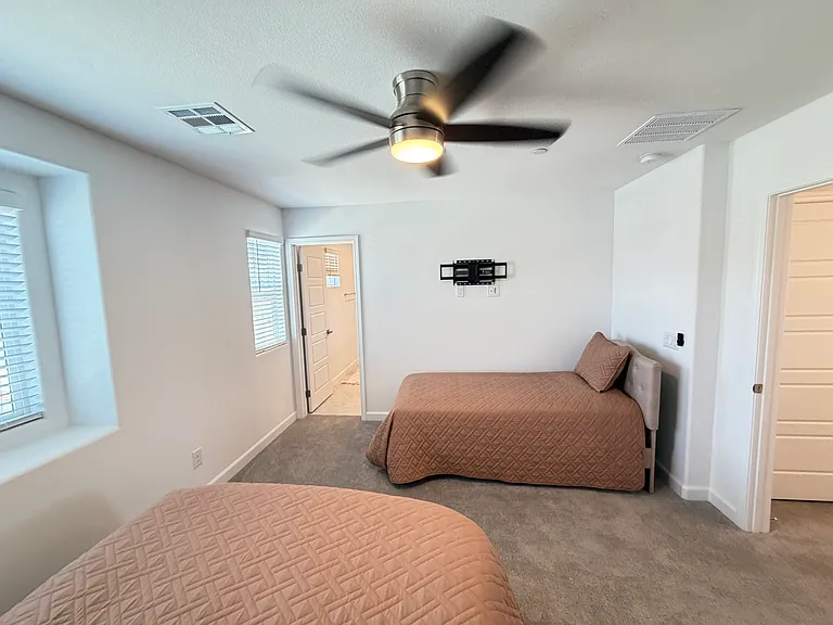 125 Silent Mountain Ave — Photo 39