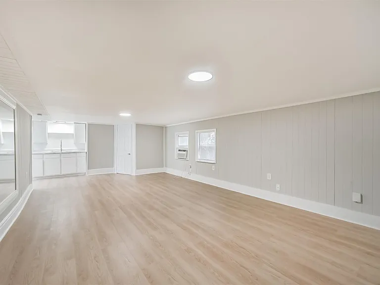 216 Redan St #6 — Photo 8