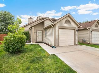 363 Cedar Ct, Carol Stream, IL 60188