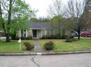 15219 Falling Creek Dr, Houston, TX 77068