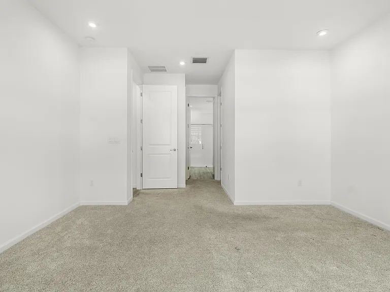 10638 SW Hensley St — Photo 26