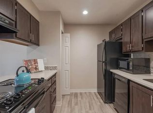 97 Kingsgate Rd #F22, Lake Oswego, OR 97035