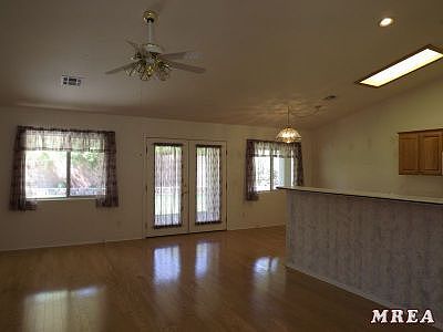 Kitchen/Breakfast Area