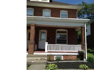51 E Vine St, Stowe, PA