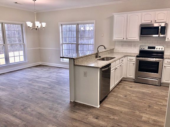 5th image of 13902 Highland Pointe Dr