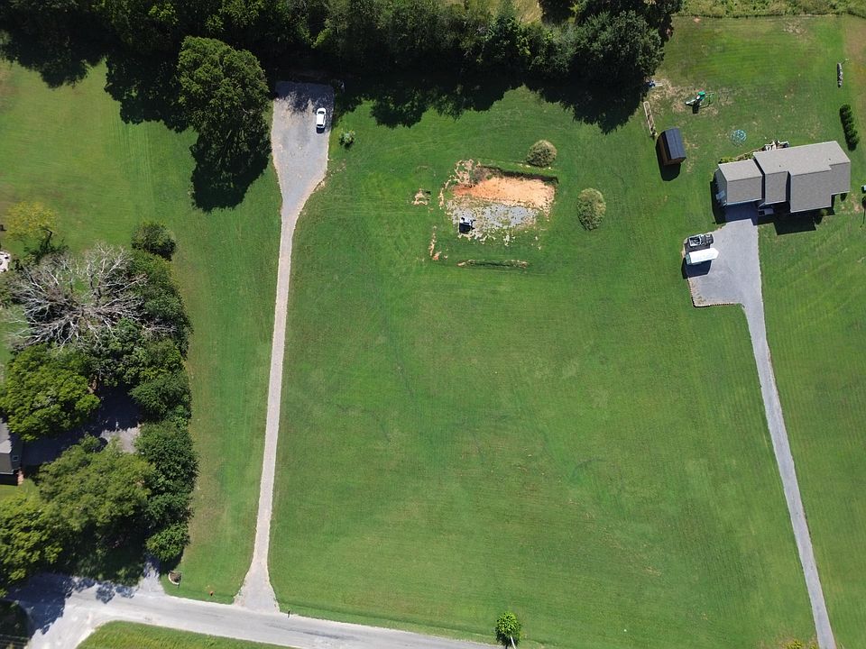 1st image of 452 Etowah Rd