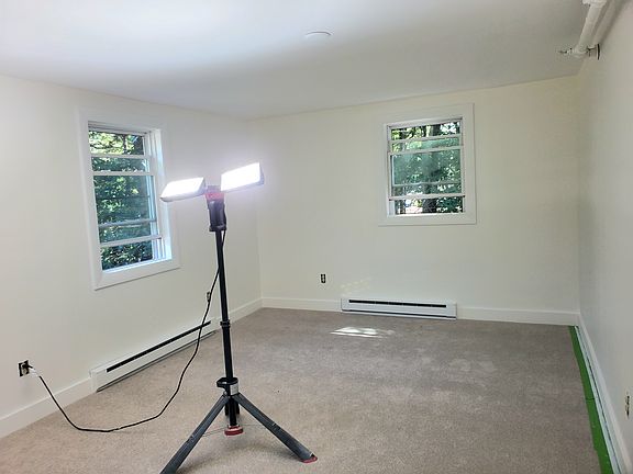 5th image of 131 Buck St #A