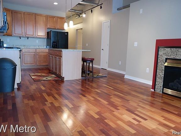 4th image of 350 N Main St Unit 608