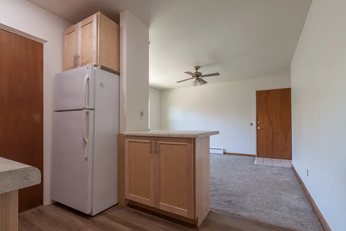 Building Photo - 1713 Camus Ln #5
