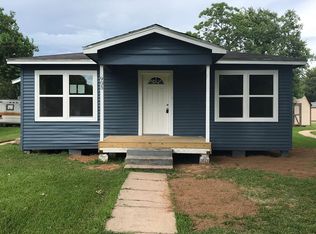 905 S Iowa St, La Porte, TX 77571