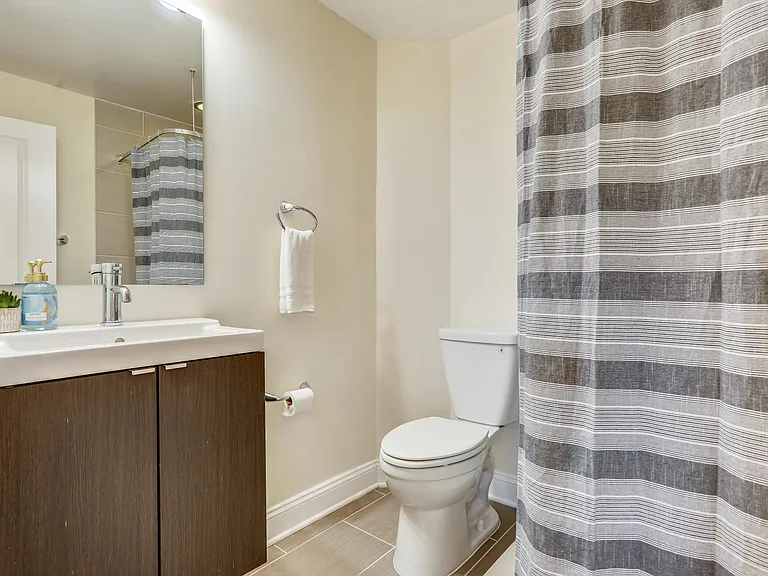 1211 Clifton St NW #B — Photo 14