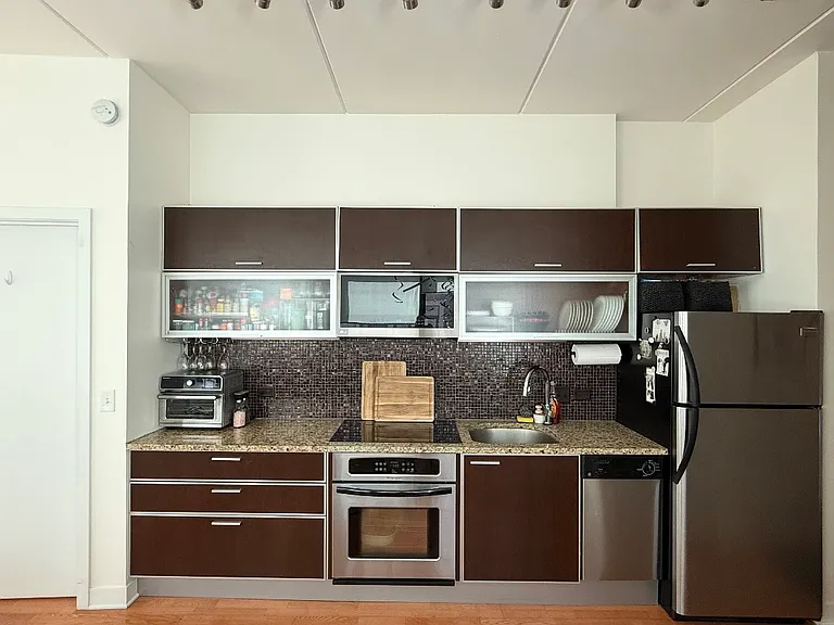 650 W Wayman St #205 — Photo 14