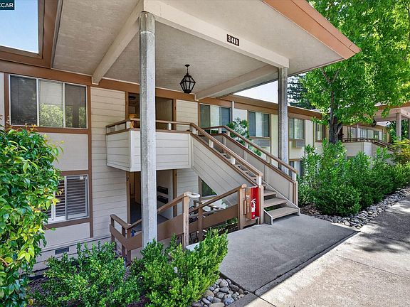 4th image of 3410 Tice Creek Dr APT 2