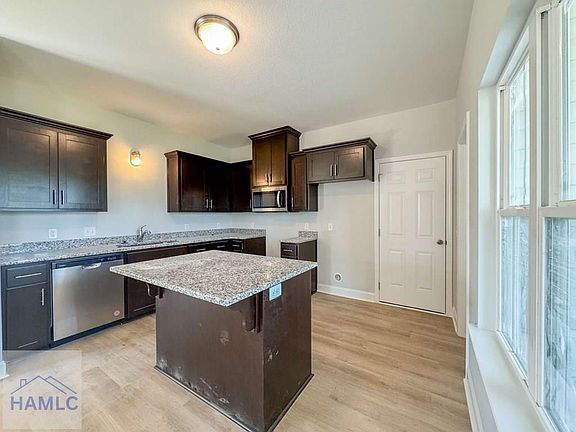 3rd image of 221 Nobles Dr
