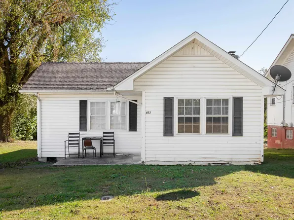 403 7th St, Tuscumbia, AL 35674