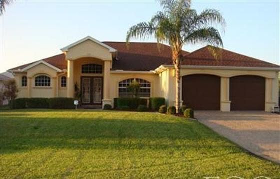 4th image of 2611 SW 28th Ter