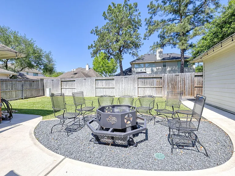 12923 Lady Jane Ct — Photo 22