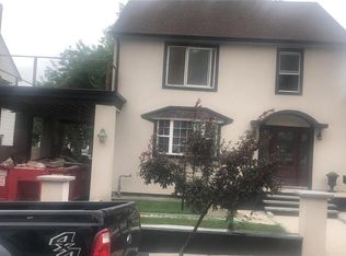 130 California Ave, Providence, RI 02905