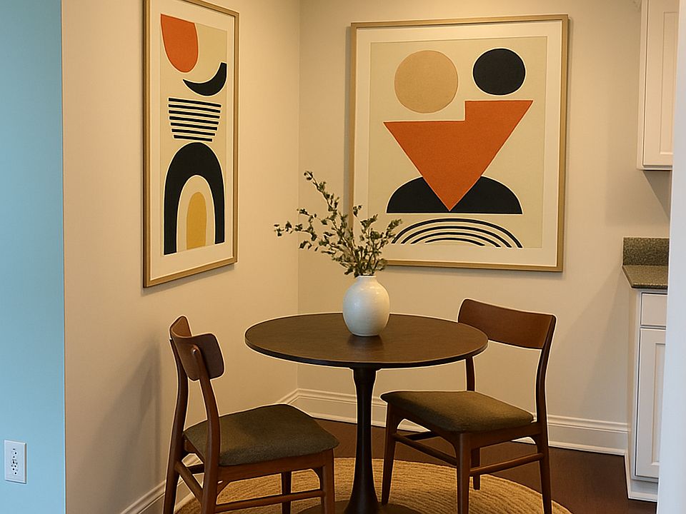 Staged Dining Nook