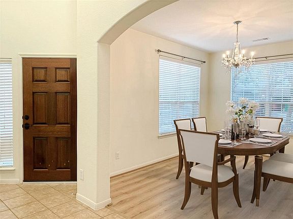 4th image of 26415 Longview Creek Dr