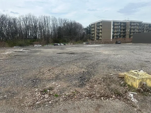 S Water St, Kent, OH 44240