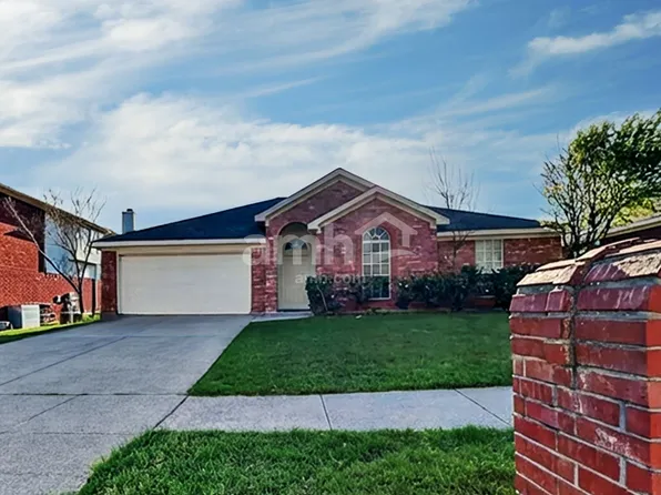 809 Parkhill Dr, Mansfield, TX 76063