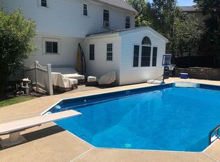 4 Scarlet Cir, Haverhill, MA 01835