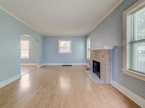 5th image of 6824 Plymouth Ave