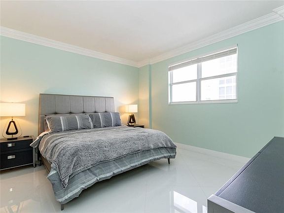5th image of 4250 Galt Ocean Drive #PH-F