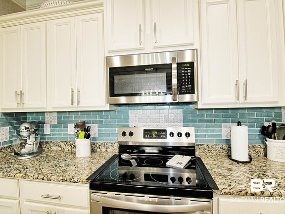 4th image of 15646 Troon Dr