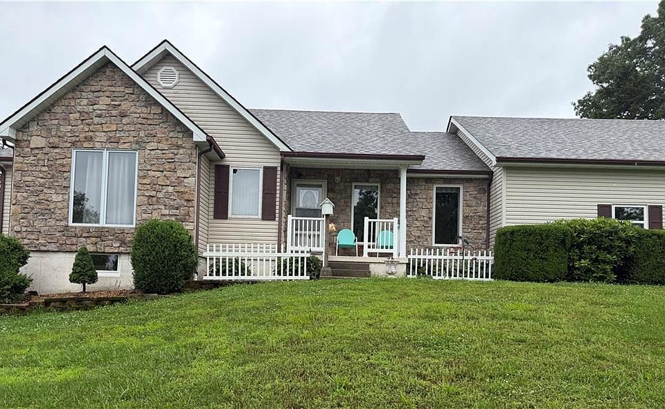 1st image of 32384 Fertile Rd